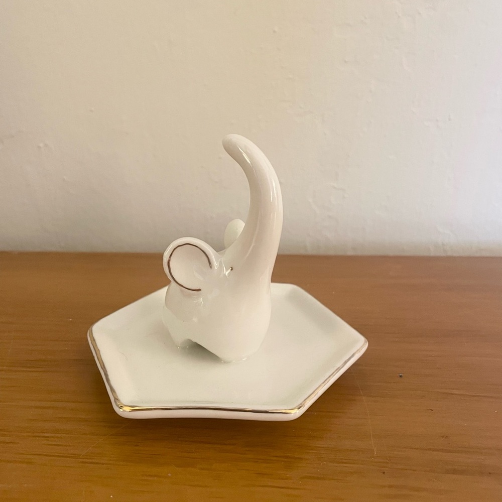 Elephant Ring Dish
